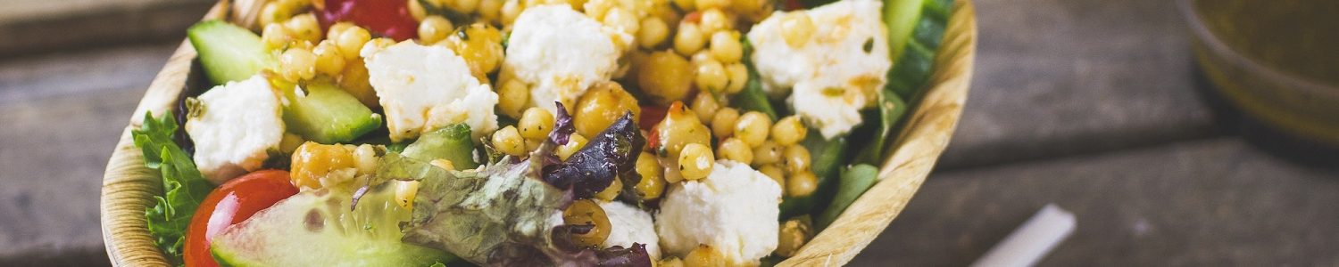 Vegware_concept_palmleaf_PL06SOUP_salads_close